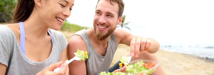 ¿Qué comidas light te puedes llevar a la playa?